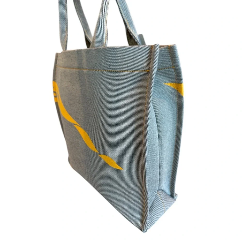 Burberry Unisex Cotton LL EKD Tote in Sunflower, large, with graphic, 8090858 - Picture 6 of 13